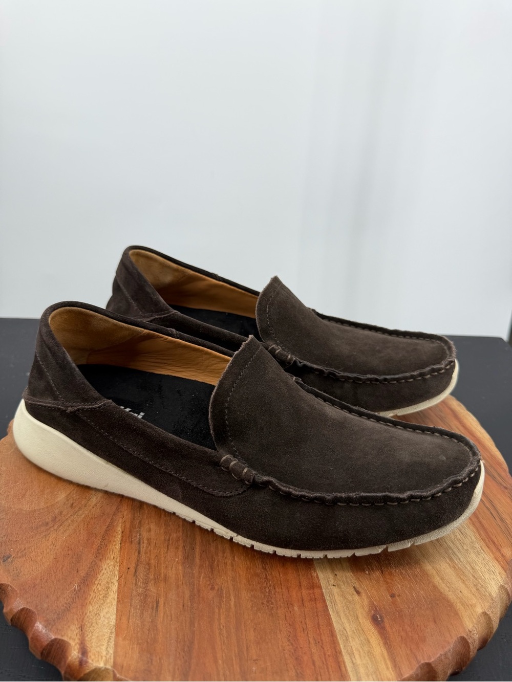 Olukai Ka`a Loafers Italian Suede Brown Slip On Drivers 9.5 MENS - $180